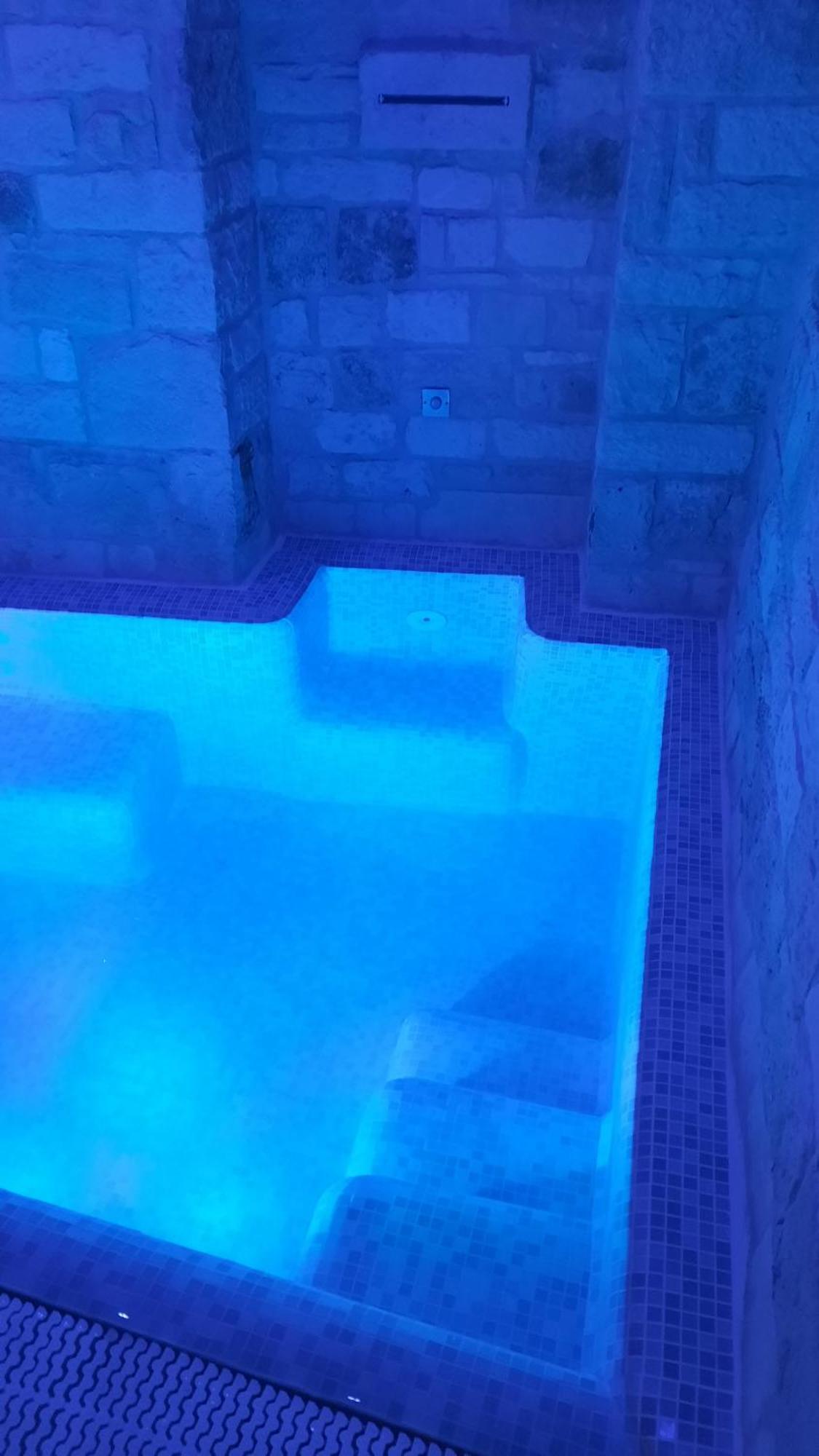 Trulli E Puglia Luxury Suite 알베르벨로 외부 사진